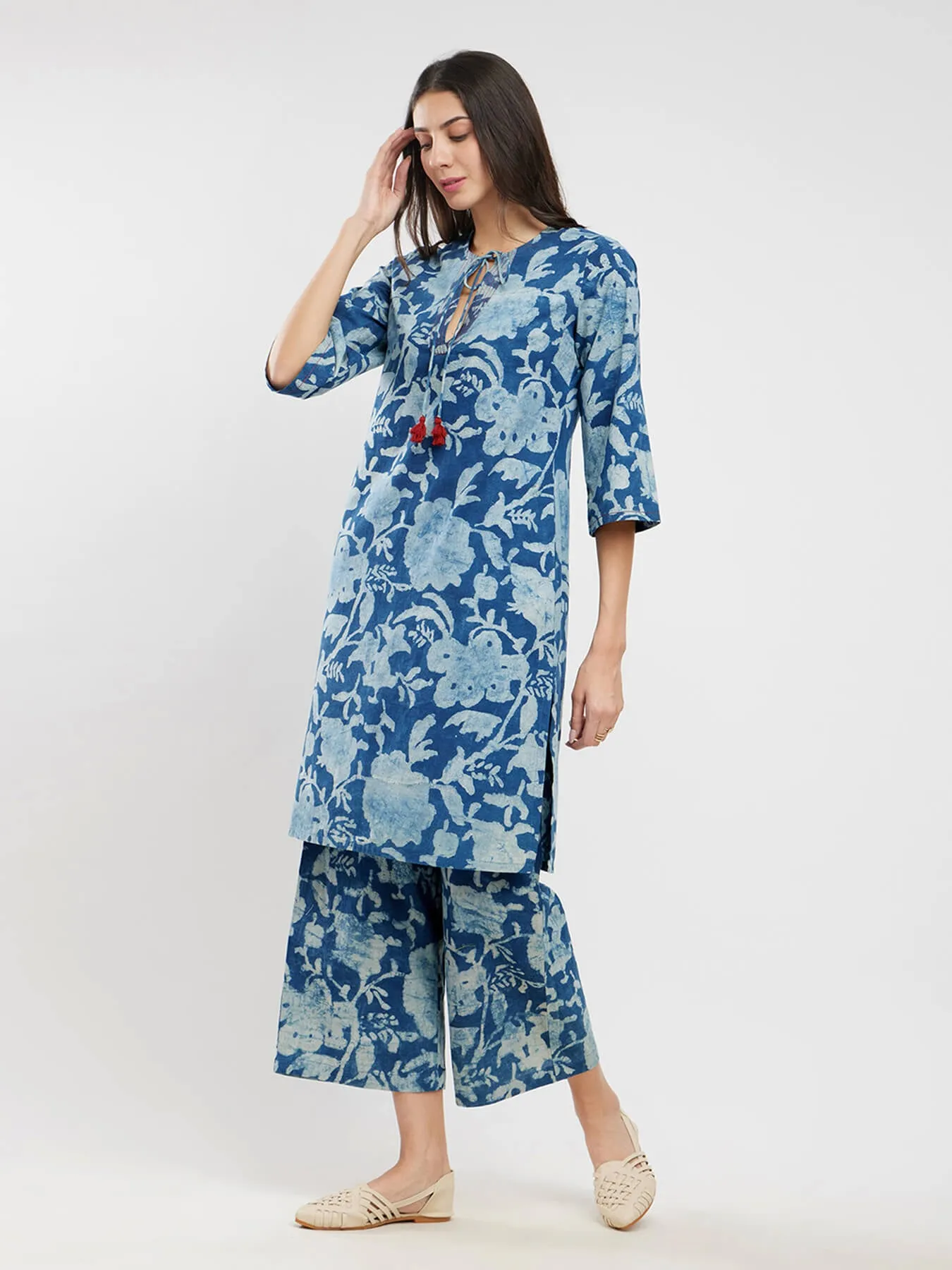 Cotton Dabu Floral Tie-Up Kurta Set - Indigo