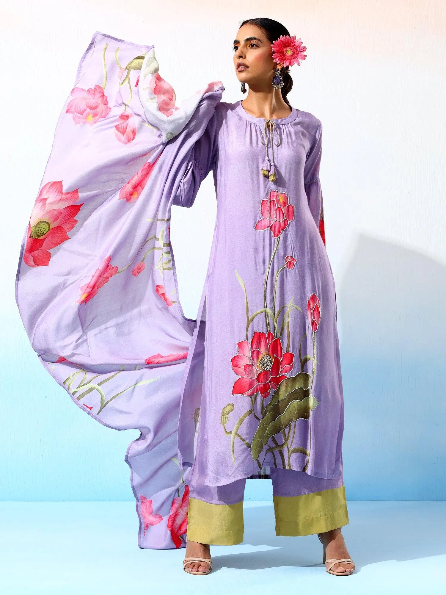 Nilofar Muslin Lavender Printed Kurta Set