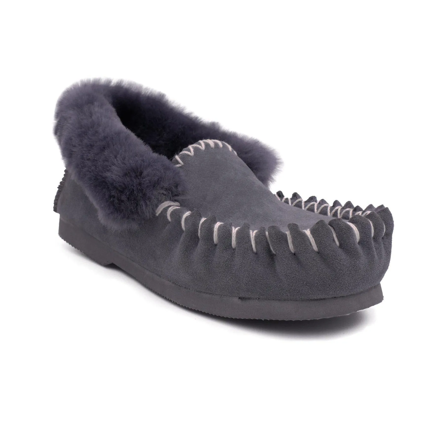 Traditional Men's/Women's Sheepskin Moccasins UGGs Slippers - 100% Australian Sheepskin (Clearance)